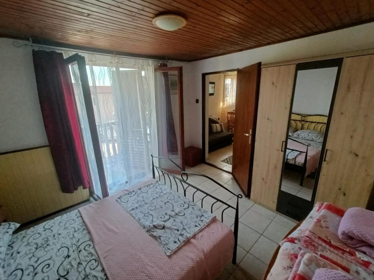 טיסנו Apartments Luka מראה חיצוני תמונה