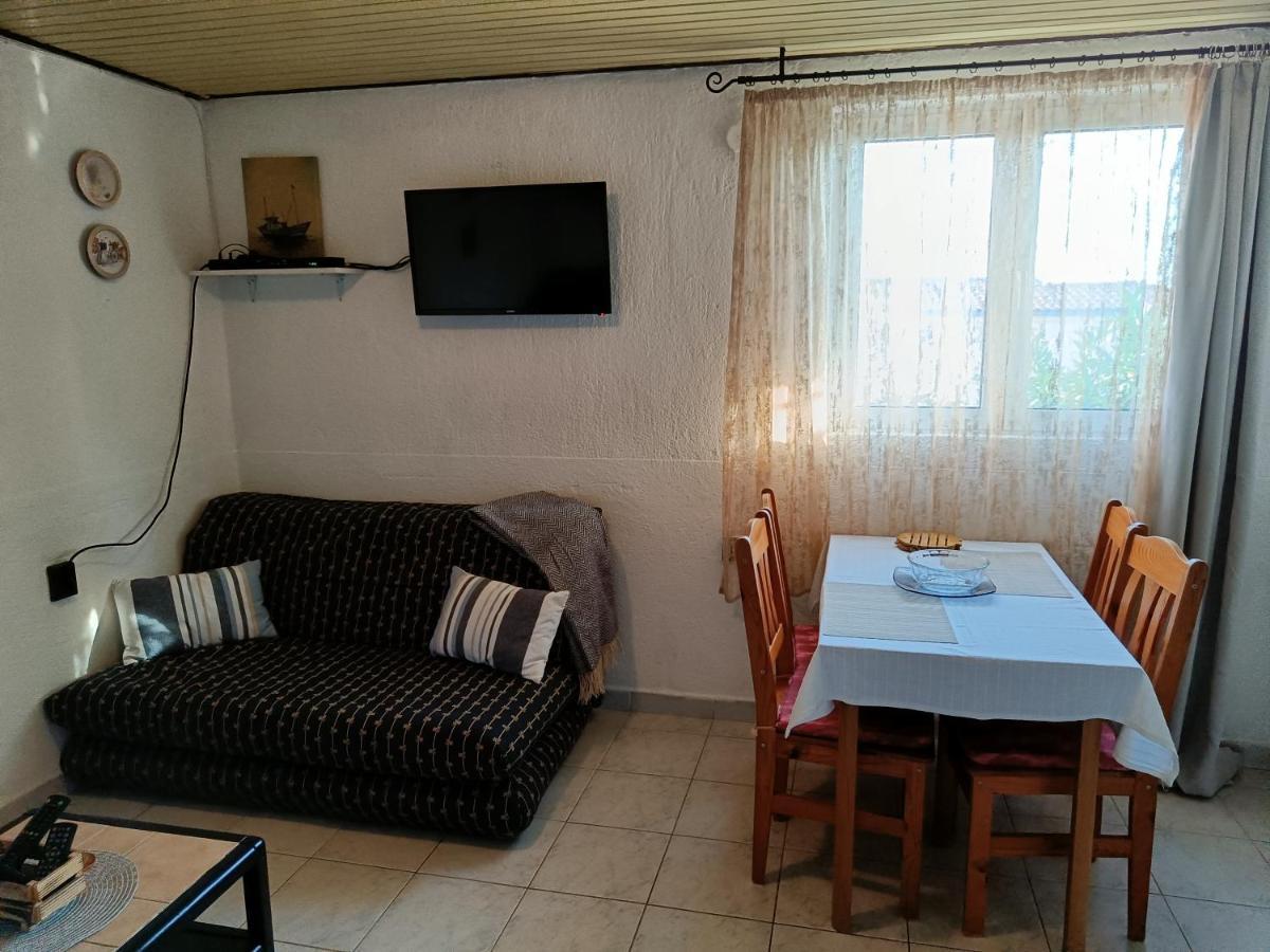 טיסנו Apartments Luka מראה חיצוני תמונה