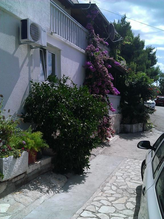 טיסנו Apartments Luka מראה חיצוני תמונה