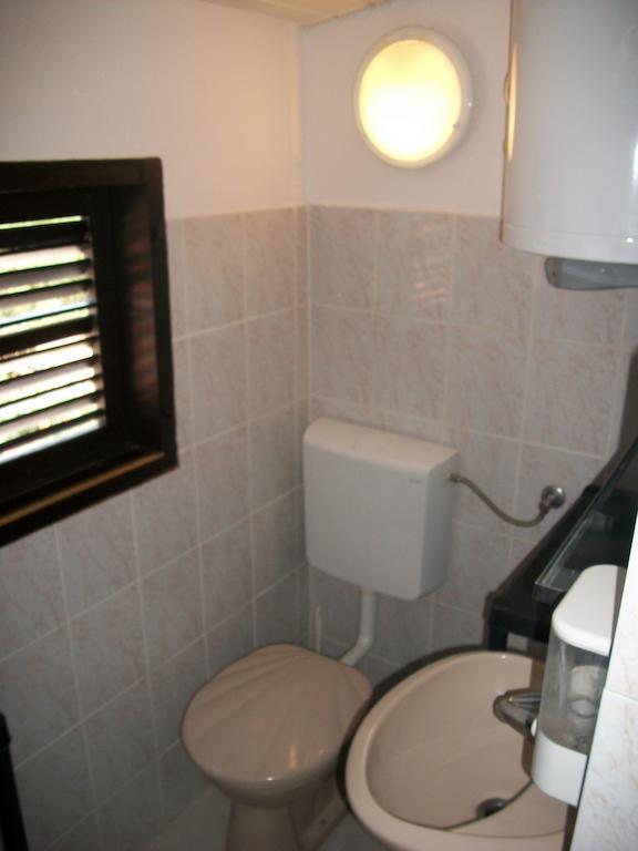 טיסנו Apartments Luka מראה חיצוני תמונה